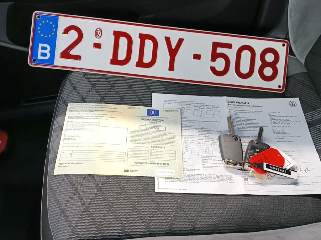 Volkswagen Tiguan Allspace 2.0 TDI DSG R-Line 5d photo
