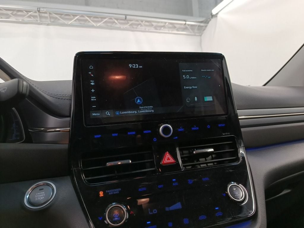 HYUNDAI IONIQ HEV - 2019 1.6 GDi Shine BlueLink DCT 5d photo