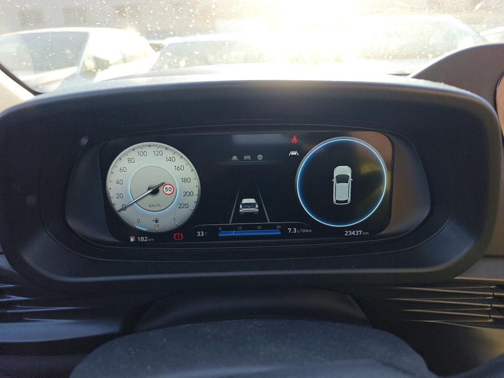 HYUNDAI Bayon / 2021 / 5P / todoterreno 1.2 MPI Maxx photo