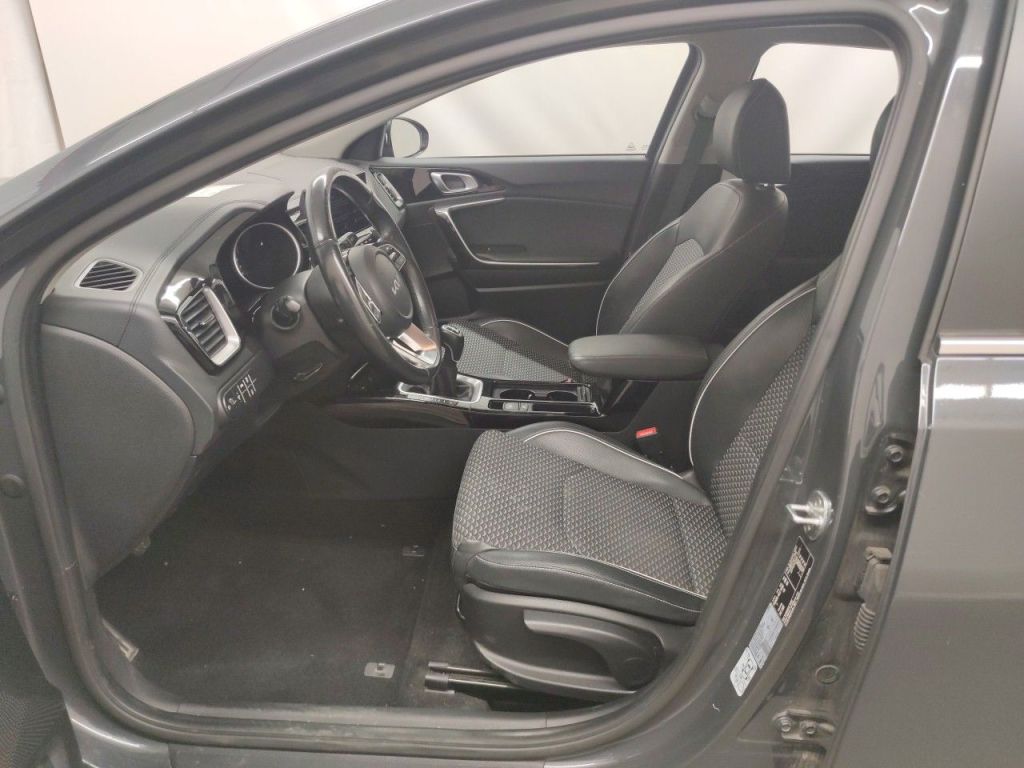 KIA cee'd Pulse 1.0 T-GDI 120 ISG 5d photo