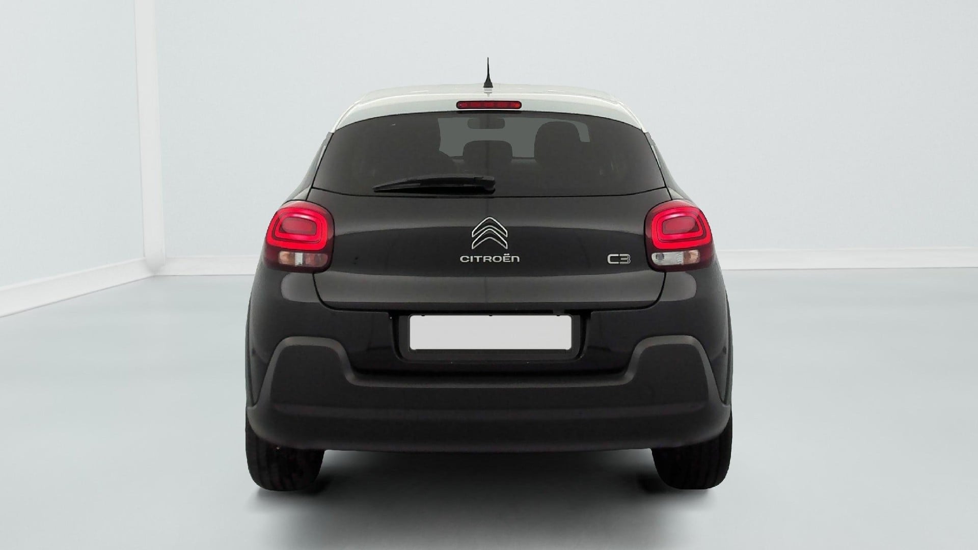 Citroen C3 Shine PureTech 110 S&S BVM6 photo