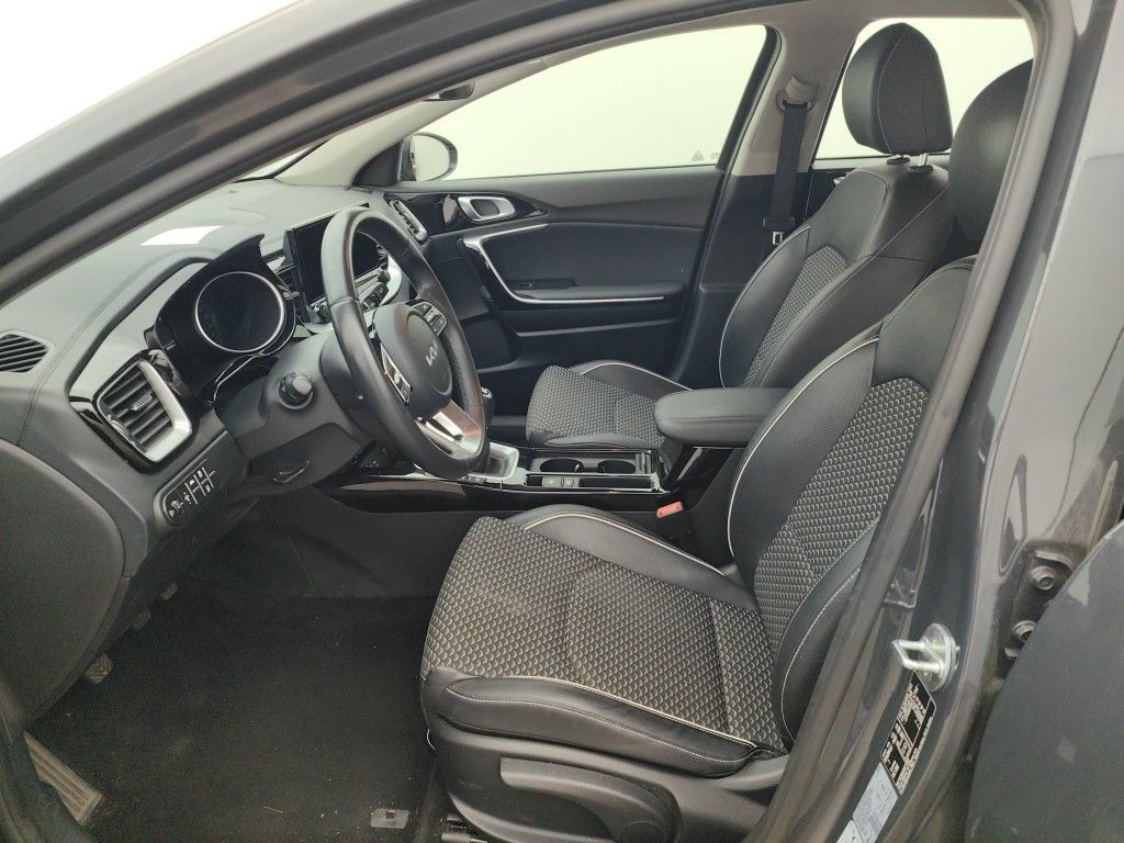 KIA cee'd Sportswagon Pulse 1.6 CRDi 136 MHEV e-clutch 5d photo