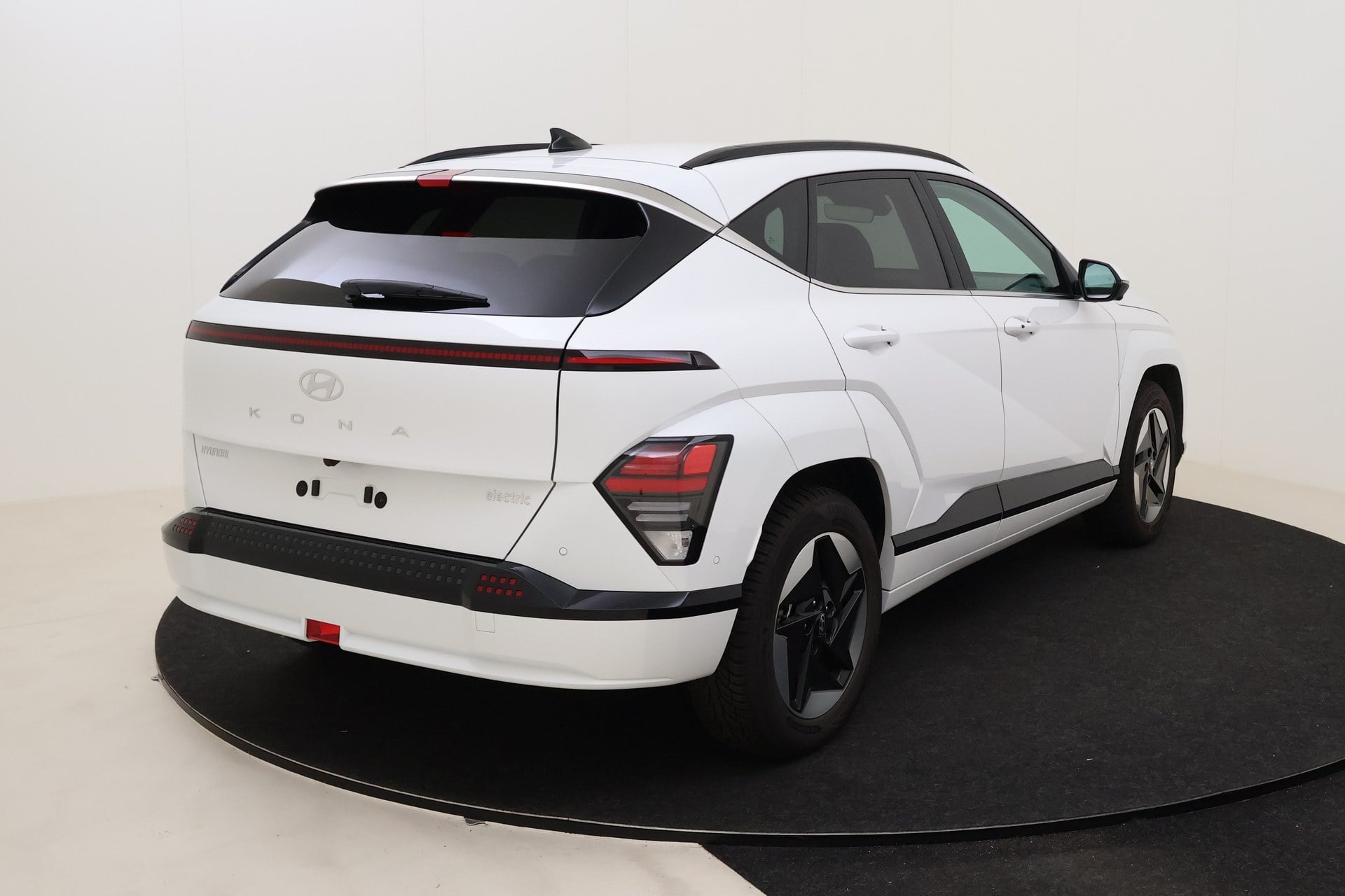 Hyundai Kona Shine 17 65 kWh 214 photo