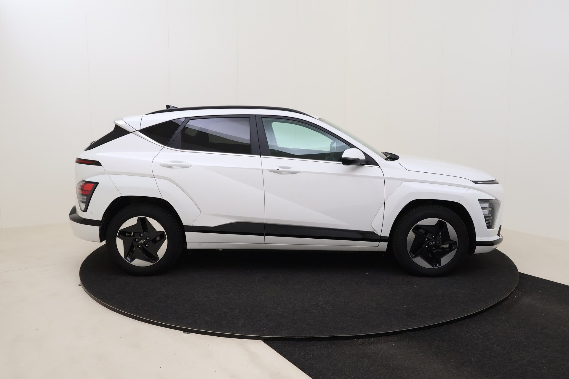 Hyundai Kona Shine 17 65 kWh 214 photo