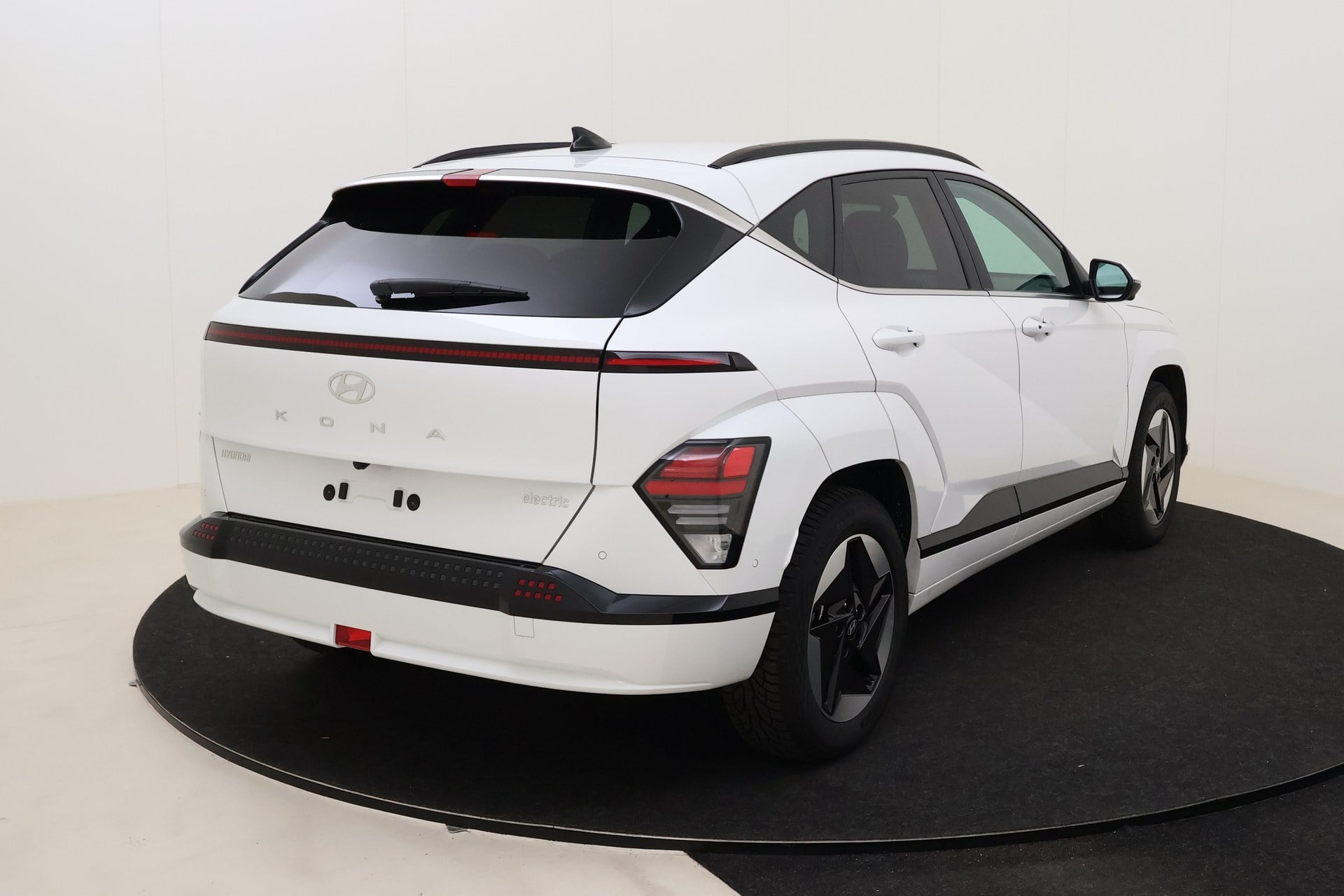 Hyundai Kona Shine 17 65 kWh 214 photo
