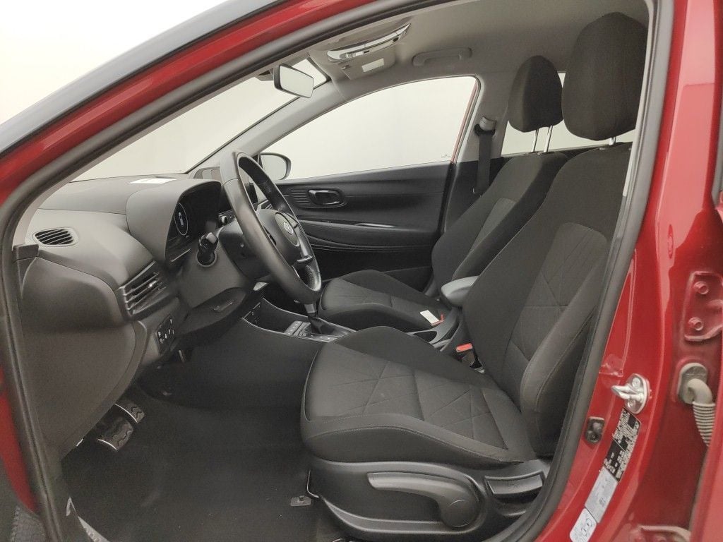 HYUNDAI BAYON 1.0 T-GDi MHEV Sky DCT 5d photo