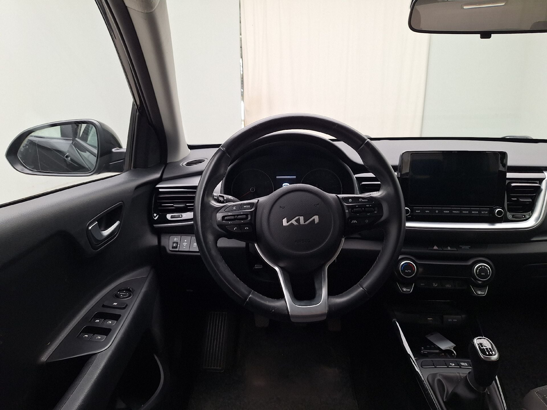 Kia, Stonic FL'20, Stonic 1.0 74kW MHEV Busin.Li. photo