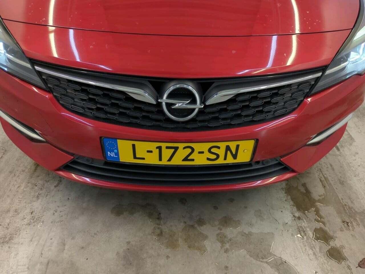 OPEL ASTRA 1.2 Bns Edition photo