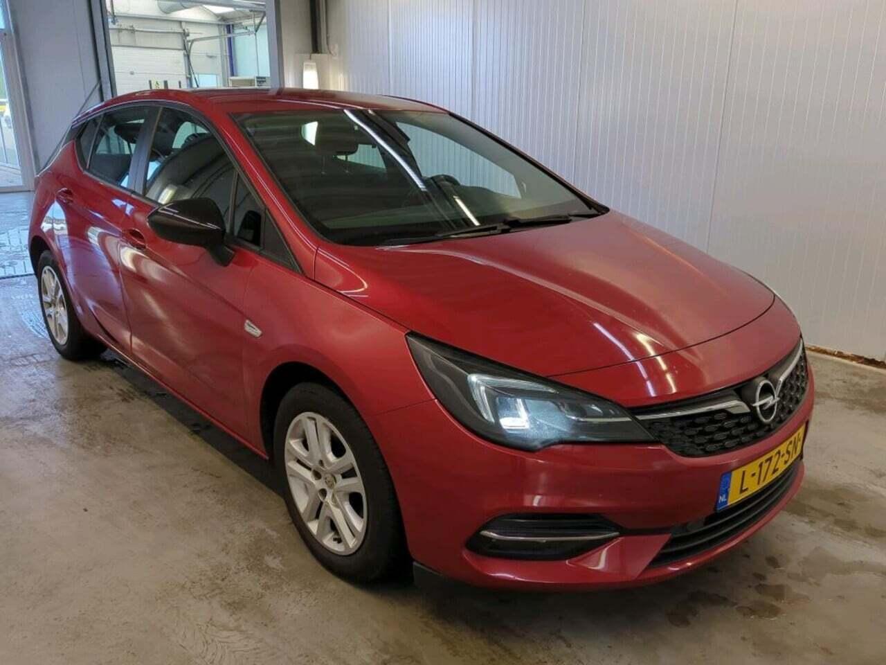 OPEL ASTRA 1.2 Bns Edition photo
