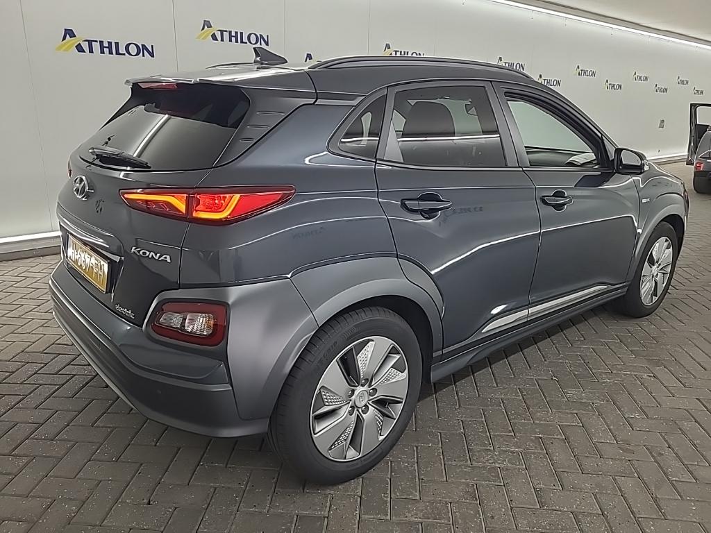 HYUNDAI Kona Premium Electric 64 kWh 5D Athlon Edition photo