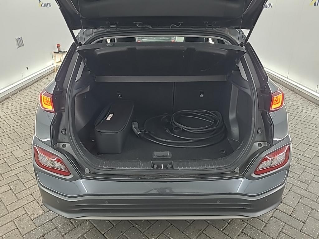 HYUNDAI Kona Premium Electric 64 kWh 5D Athlon Edition photo