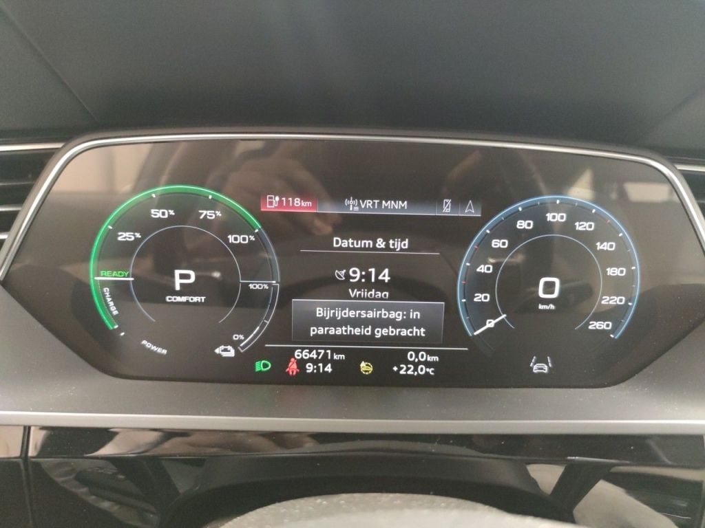 Audi E-Tron Sportback 50 Quattro S-Line 5d photo
