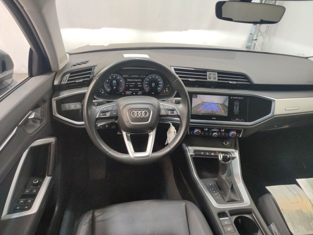 Audi Q3 35 TFSI S tronic 5d photo