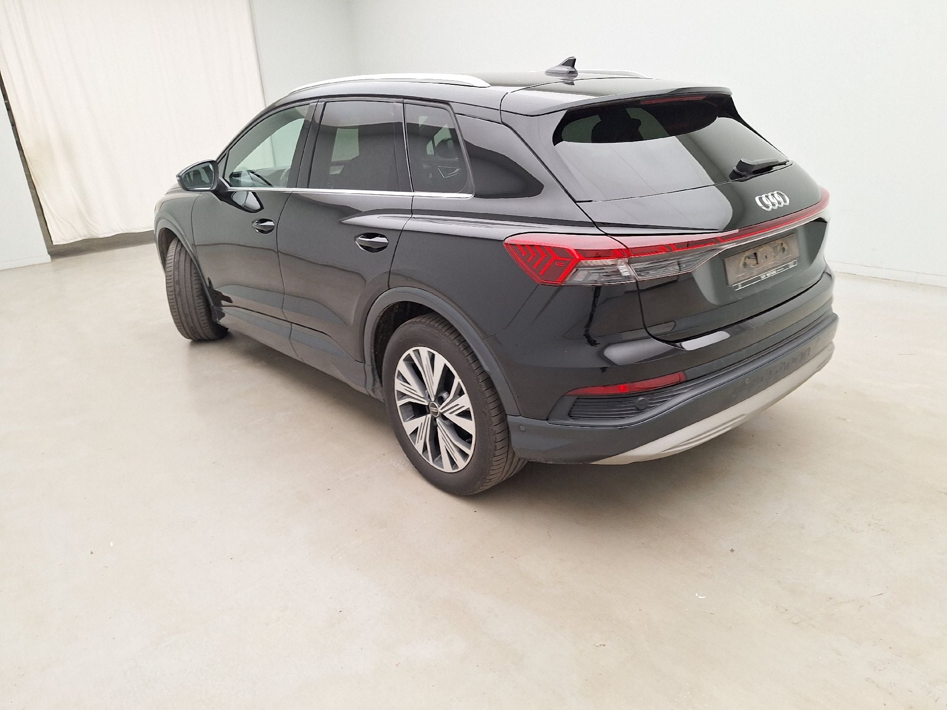 Audi, Q4 e-tron '21 BEV, Q4 40 150kW Advanced photo