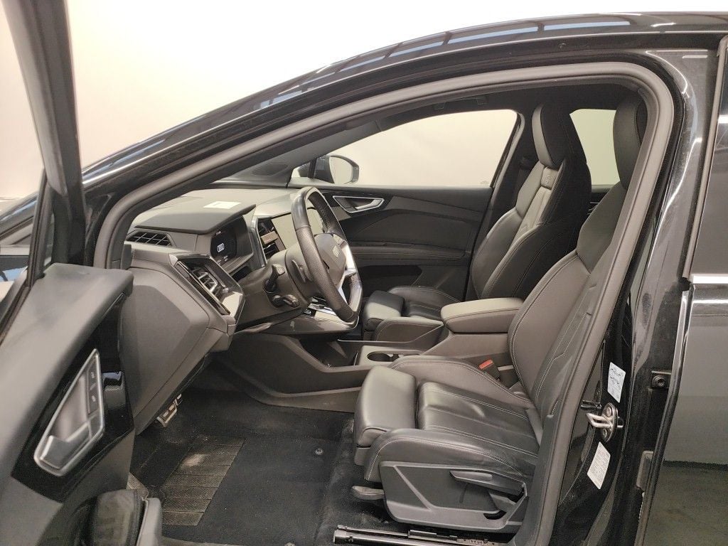 Audi Q4 Sportback e-tron 35 e-tron S Line 5d photo