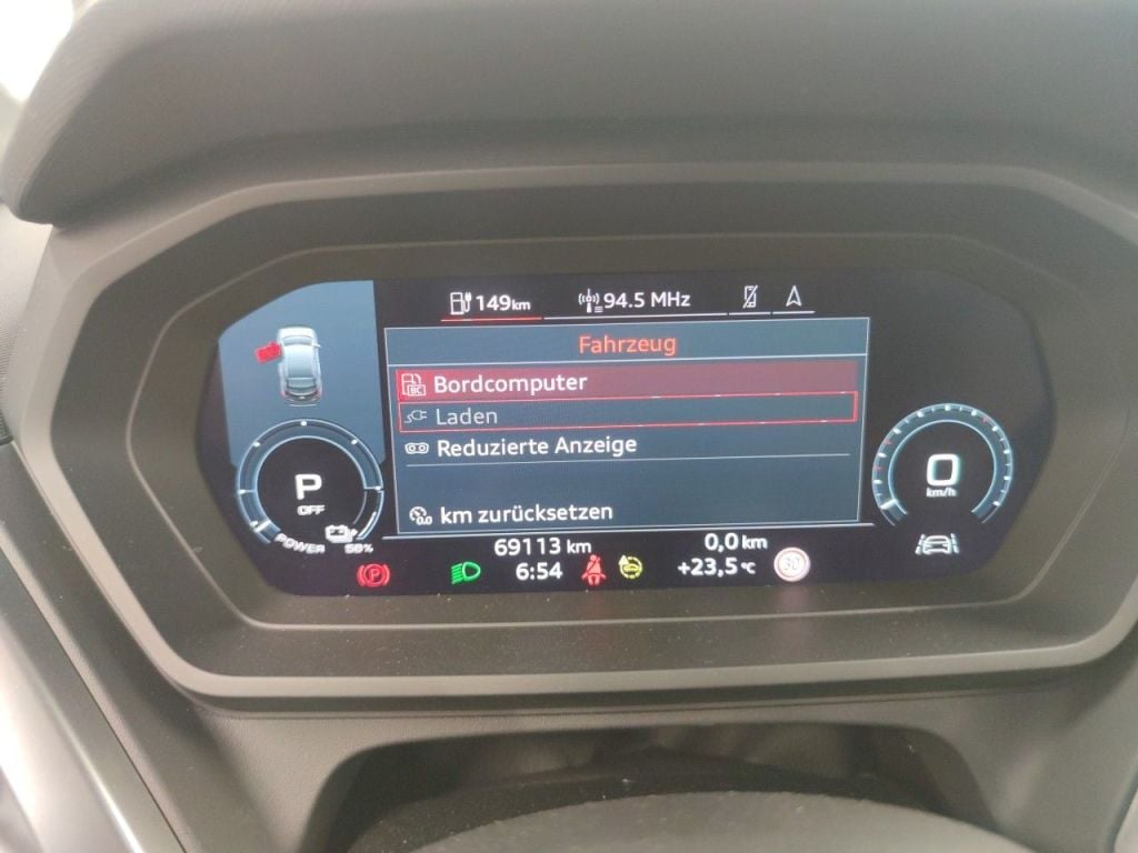 AUDI Q4 SPORTBACK E-TRON 35 55kWh 170hp 5d photo