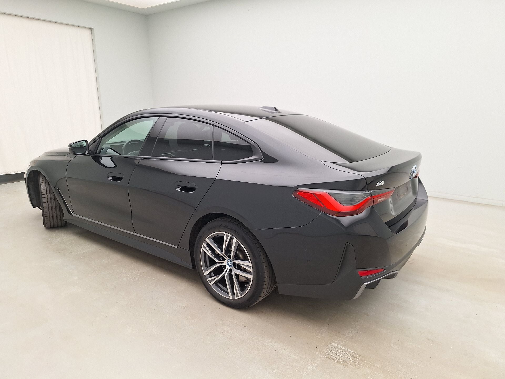 BMW, i4 '21 BEV, BMW i4 eDrive40 5d photo