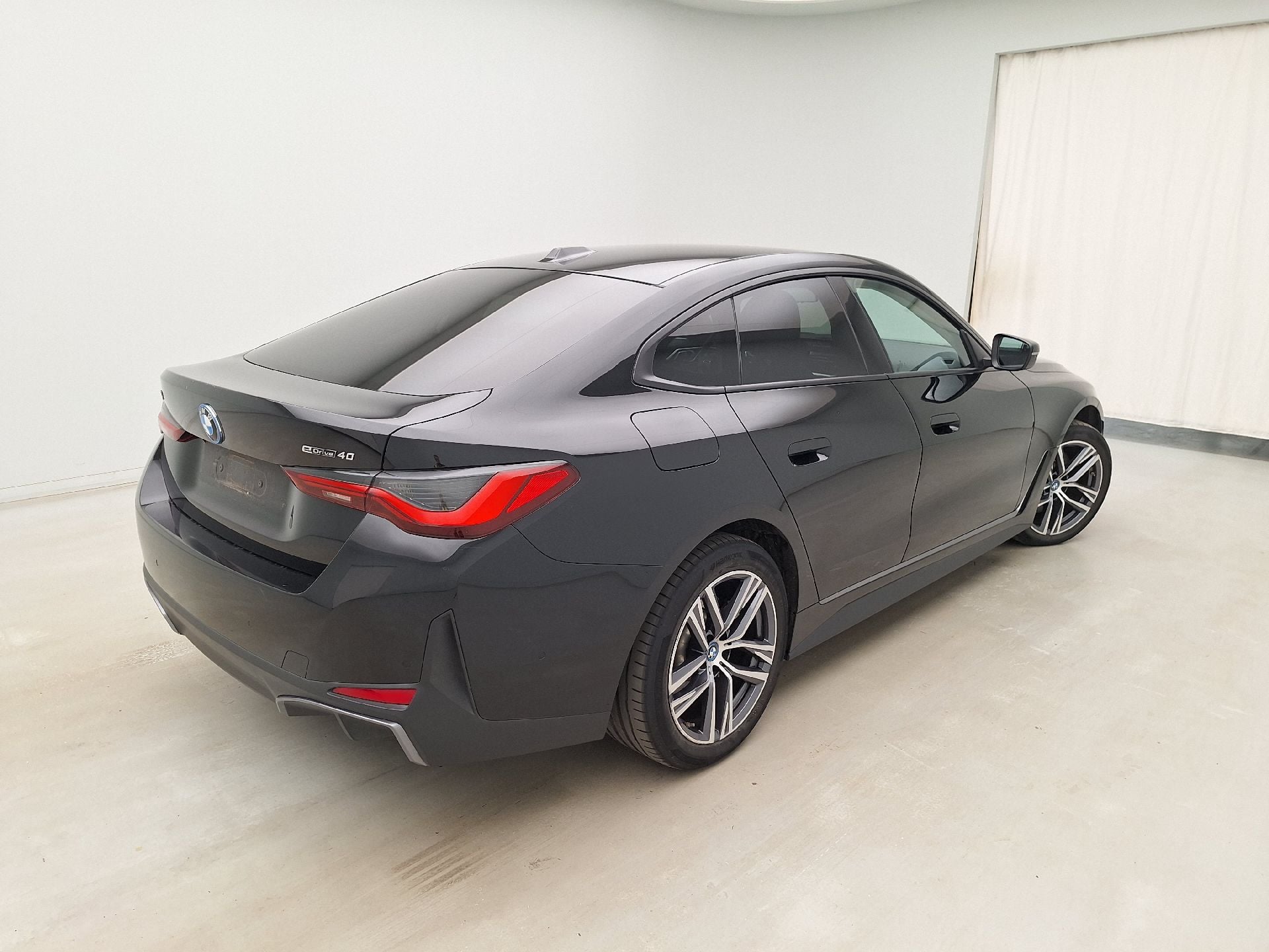 BMW, i4 '21 BEV, BMW i4 eDrive40 5d photo