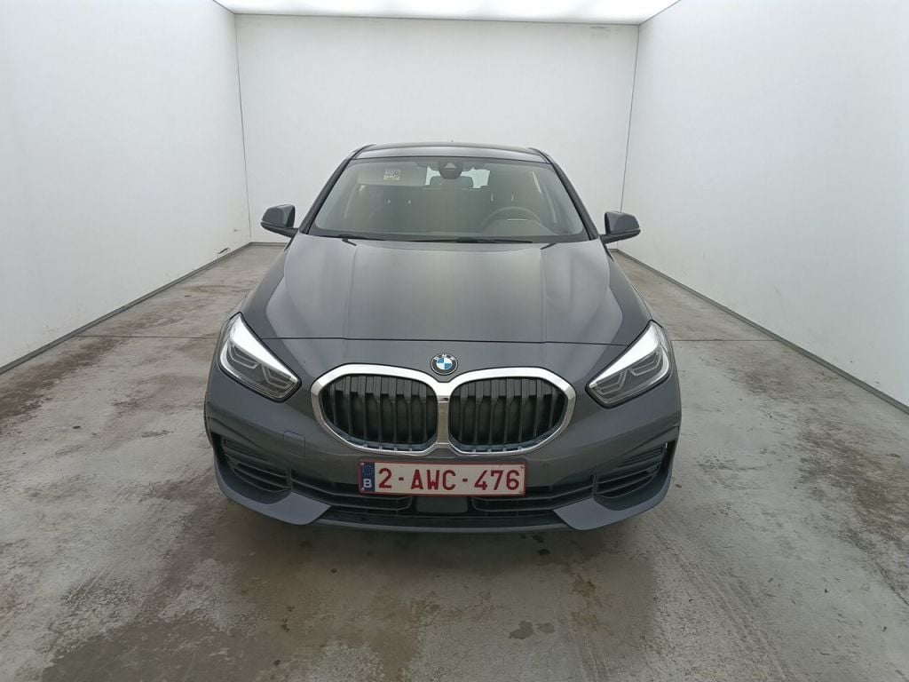 BMW 1 Reeks Hatch 116iA (80 kW) 5d photo