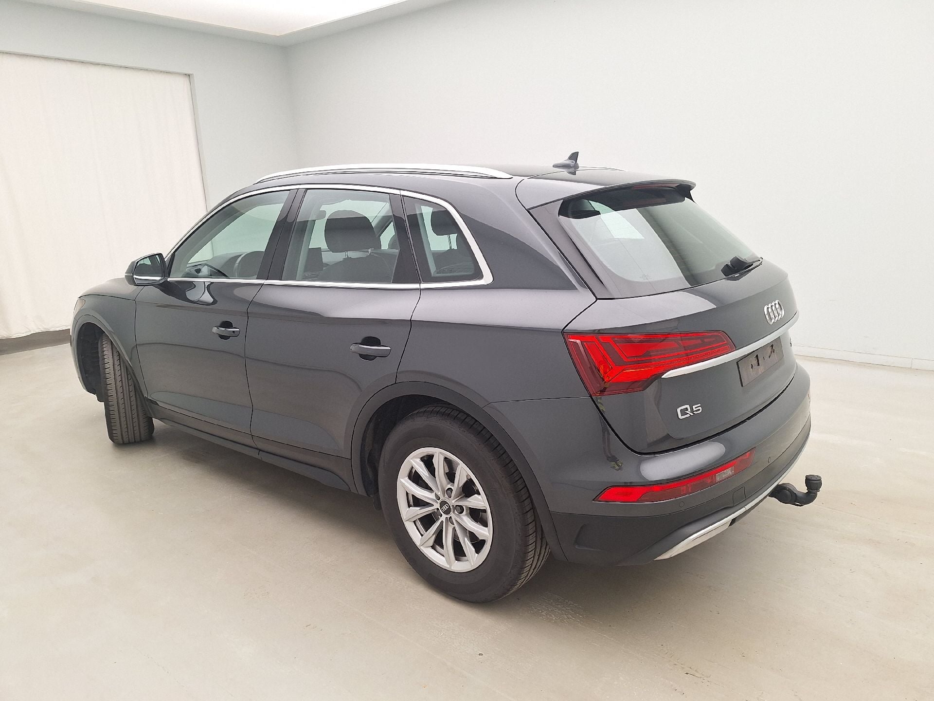 Audi, Q5 FL'20, Q5 30 TDi 100kW B.E.Attra.Str. photo