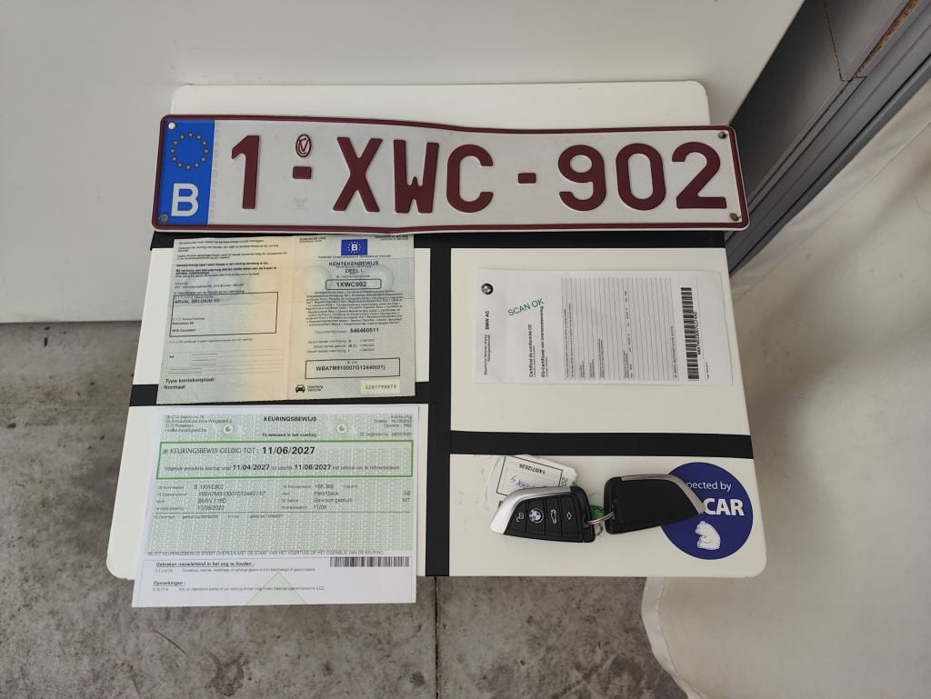 BMW 1 Reeks Hatch 118dA (110 kW) 5d photo