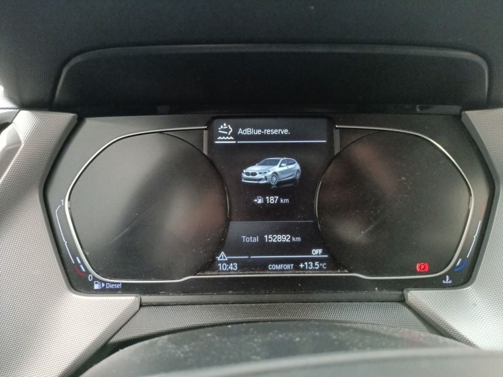 BMW 1 Reeks Hatch 116dA (85 kW) 5d photo