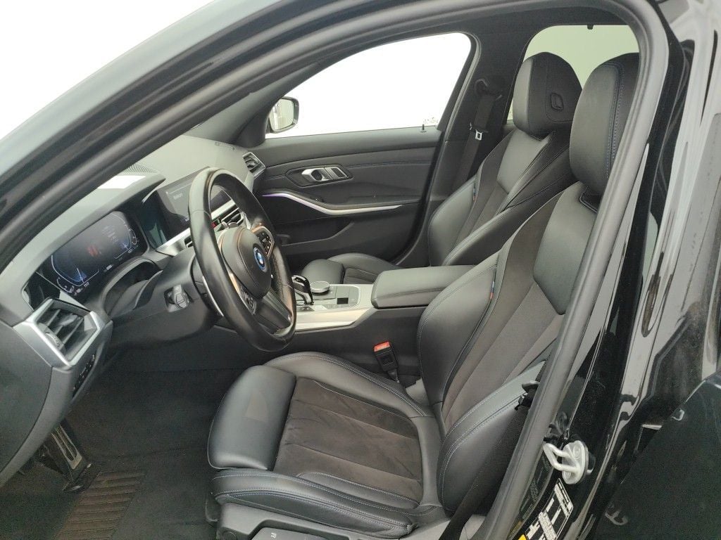 BMW 3 Reeks Touring 320e (150 kW) 5d photo