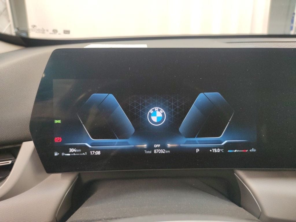 BMW X1 DIESEL - 2023 2.0 dA 150hp sDrive18 5d photo