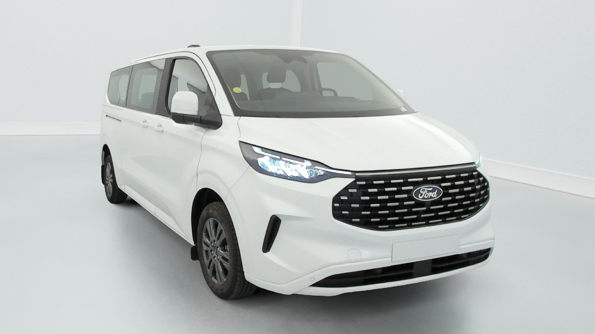 Ford Tourneo Titanium 320 L2H1 2.0 EcoBlue 150 ch