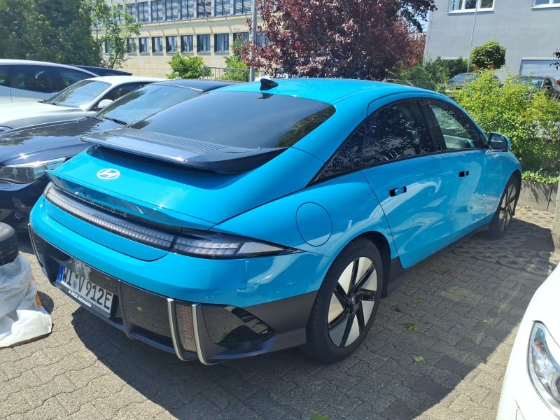 Hyundai Ioniq 6 photo
