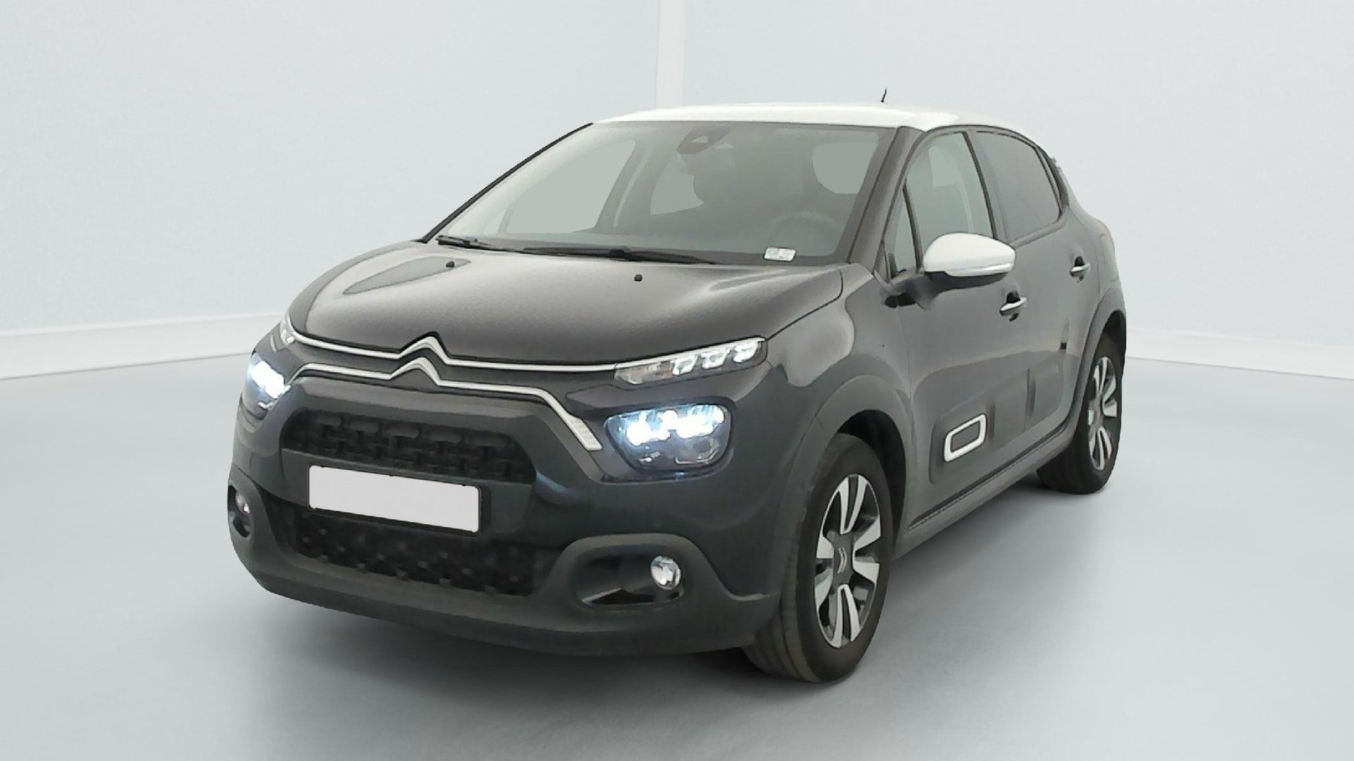 Citroen C3 Shine PureTech 110 S&S BVM6 photo