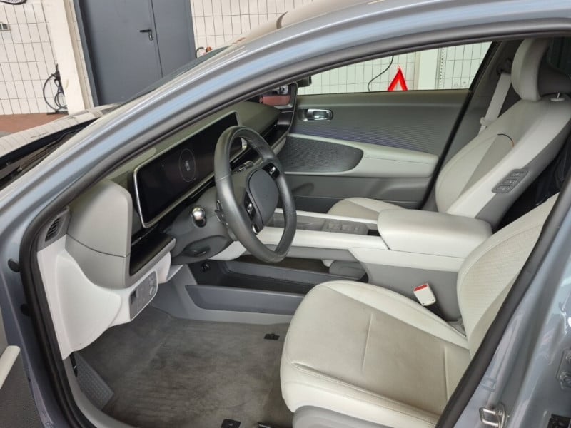 Hyundai Ioniq 6 photo