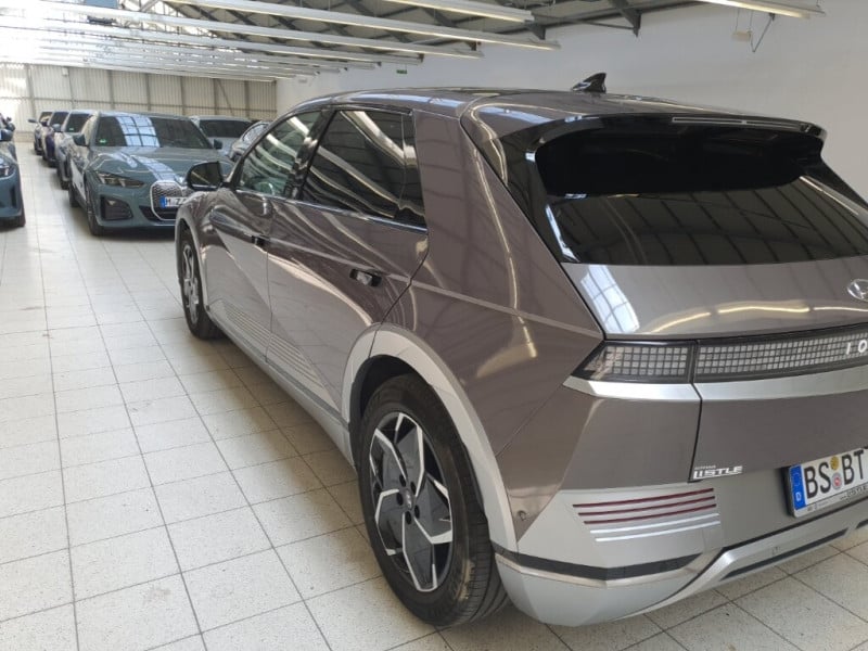 Hyundai Ioniq 5 photo