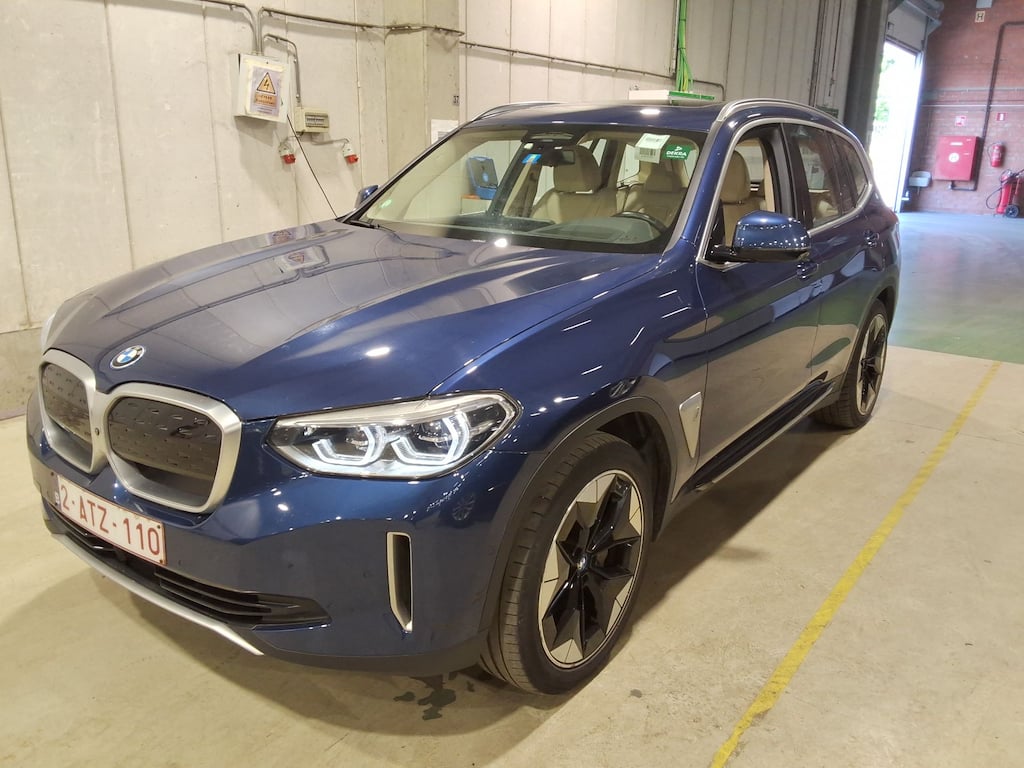 BMW IX3 80KWH AUTO