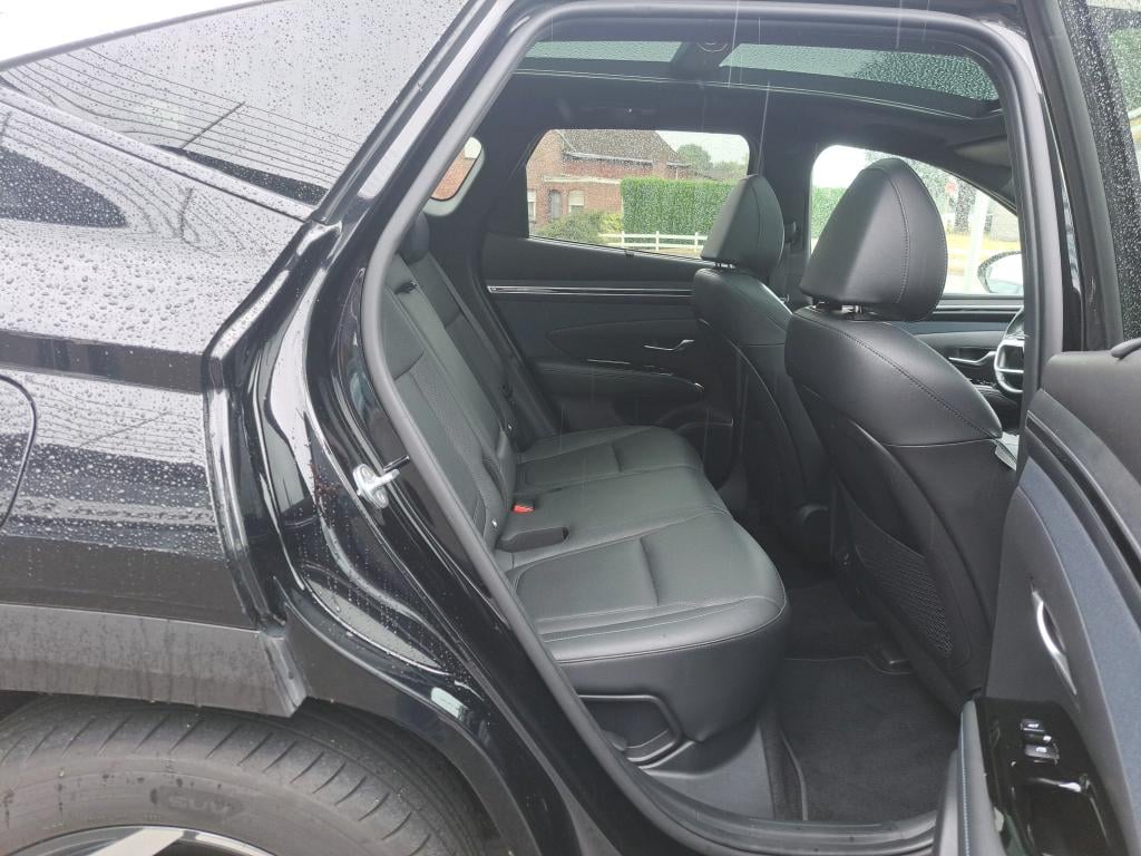 HYUNDAI TUCSON 1.6 T-GDI PHEV 4WD SHINE AUTO photo