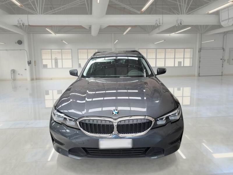 BMW SERIE 3 / 2018 / 5P / STATION WAGON 318D 48V BUSINESS ADVANTAGE TOURING AUTO photo