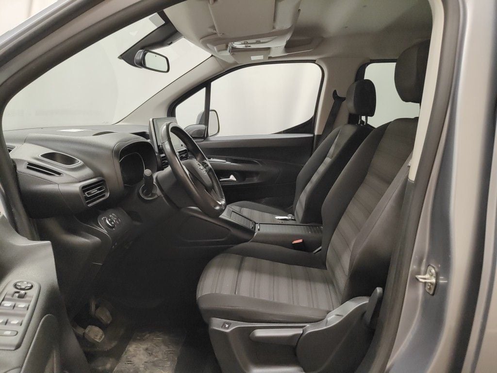 Opel Combo Life 1.5 Turbo D BlueI 96kW S/S Edition L1H1 5d photo