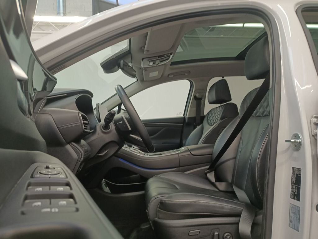 HYUNDAI SANTA FE - 2021 1.6 T-GDi 180 PHEV 4WD Shine 7pl S/S 5d photo