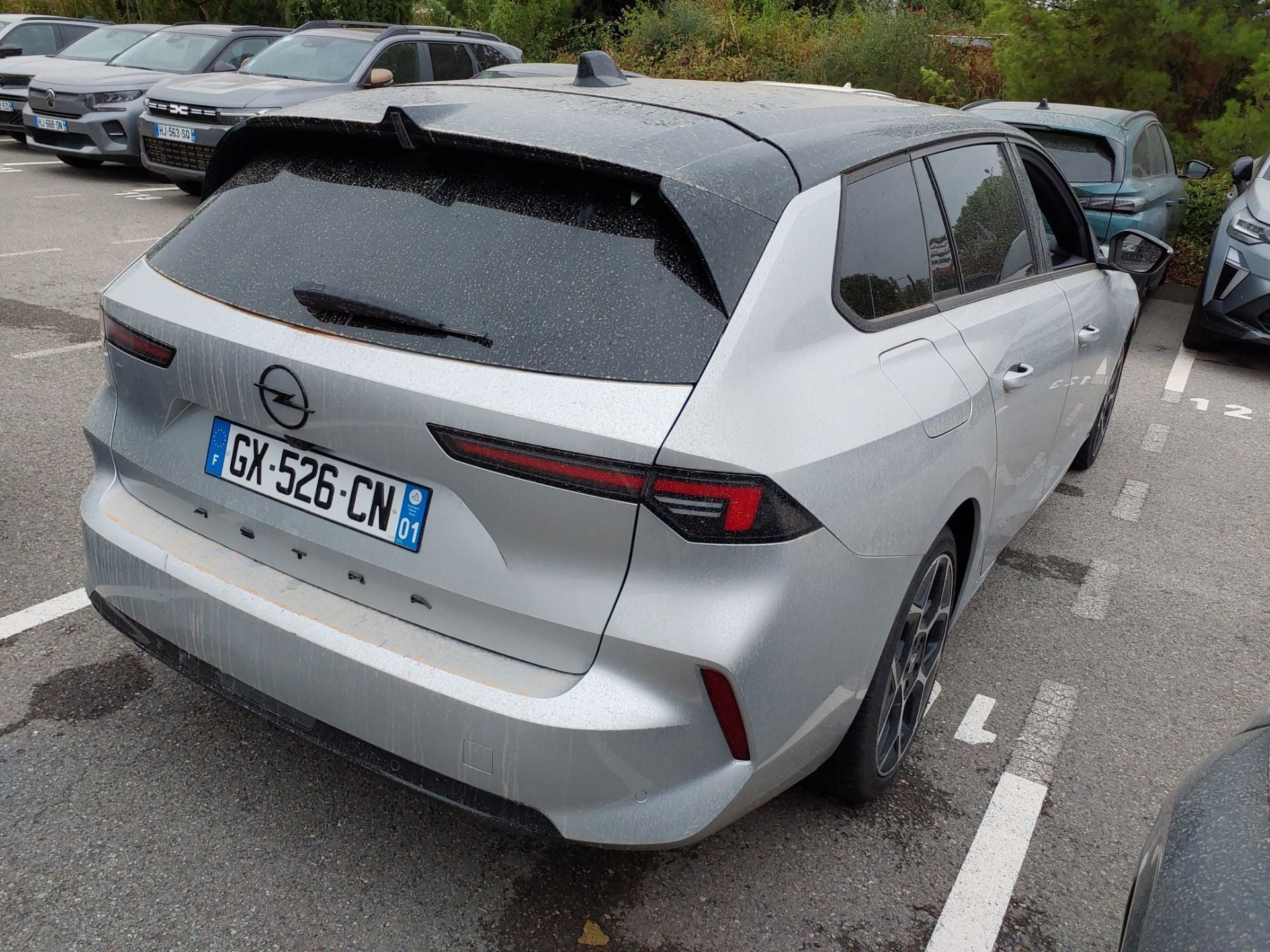 OPEL Astra OPEL Astra Sports Tourer GS TURBO 130 BVA8 + PACK CONFORT photo