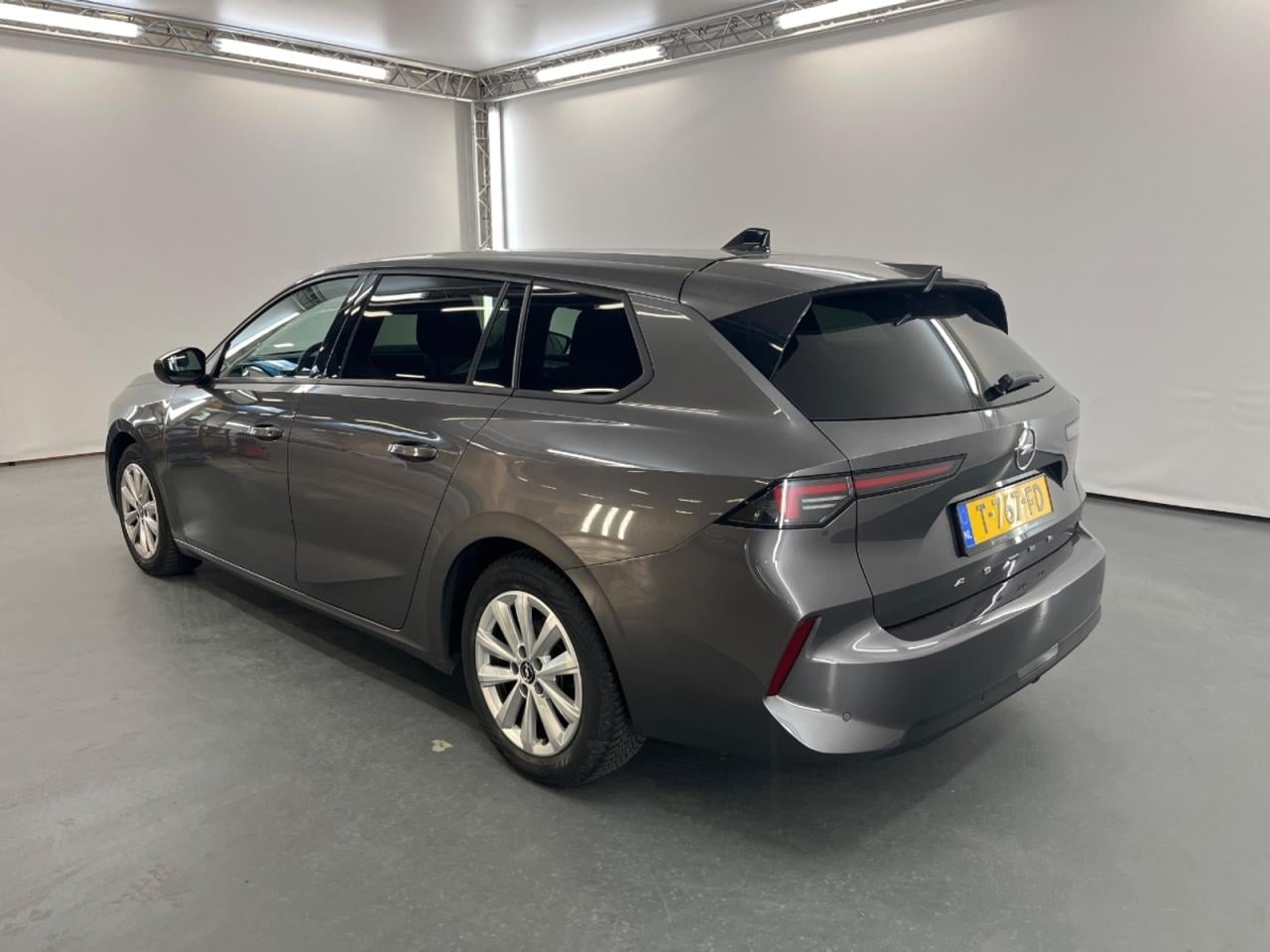 OPEL ASTRA SPORTS TOURER 1.2 Turbo photo