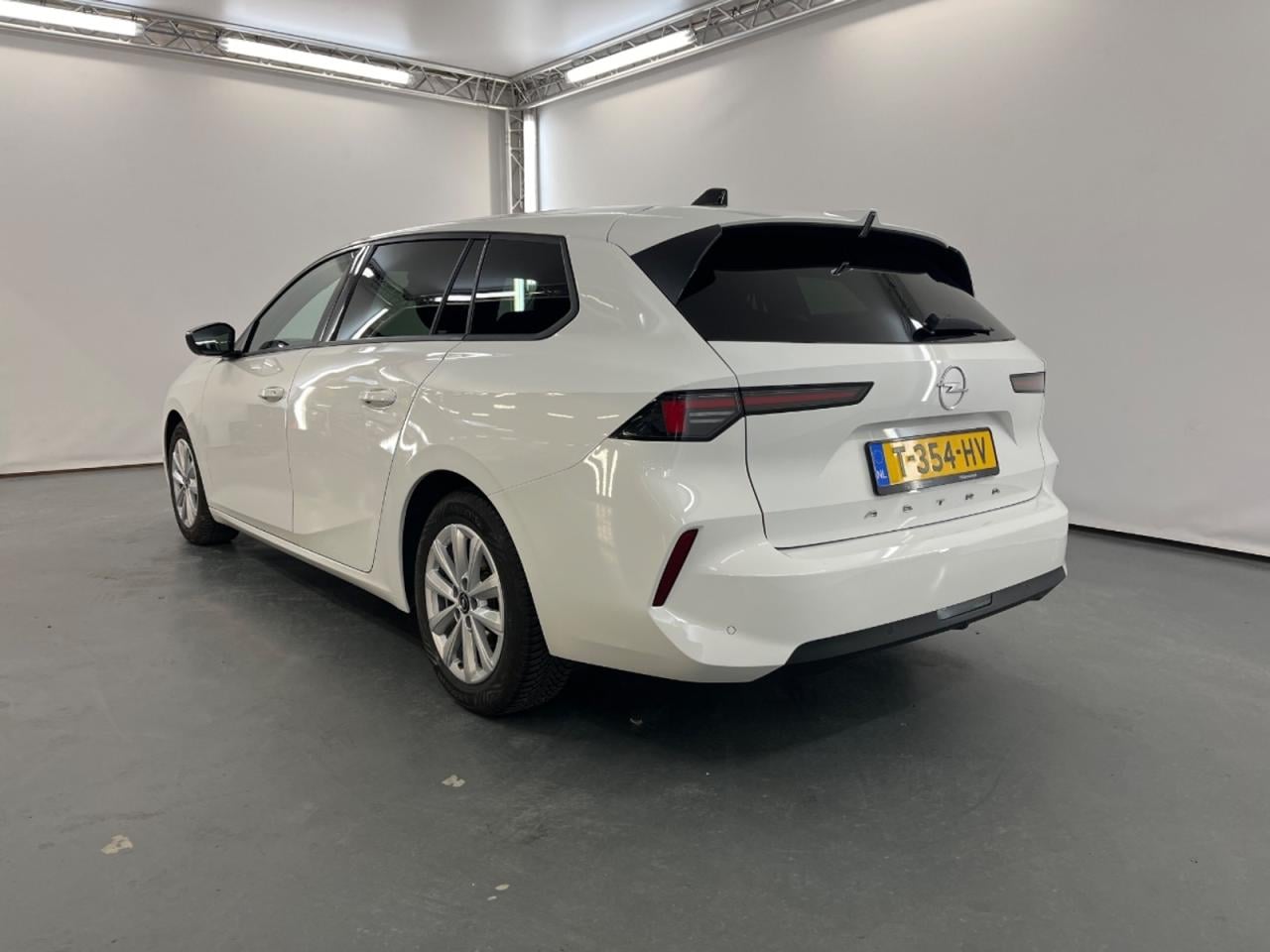 OPEL ASTRA SPORTS TOURER 1.2 Turbo photo