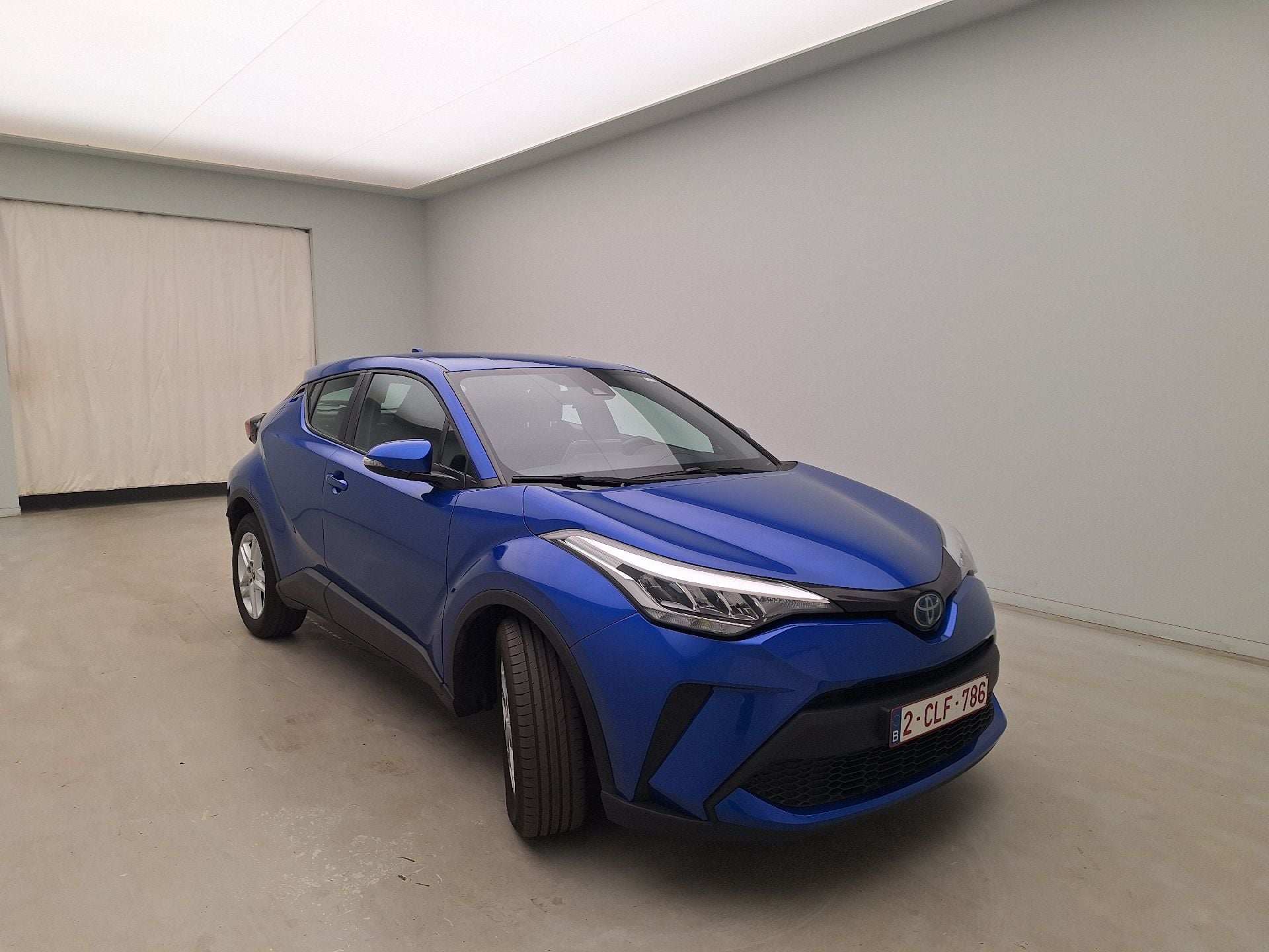 Toyota, C-HR '16, C-HR 1.8 Hybrid C-Enter photo