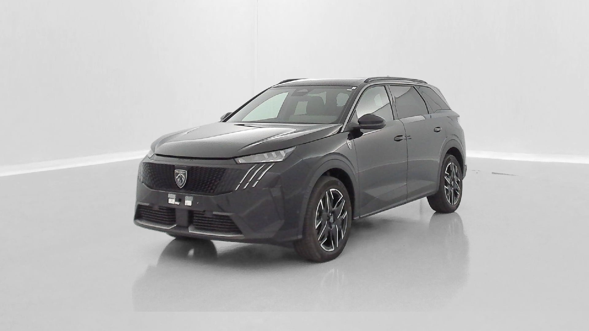 Peugeot 5008 GT III 1.2 Hybrid 145ch e-DCS6 photo