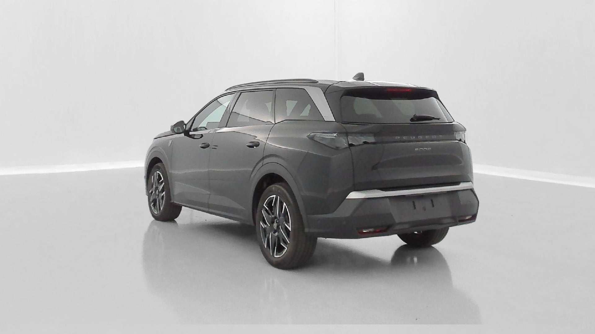 Peugeot 5008 GT III 1.2 Hybrid 145ch e-DCS6 photo