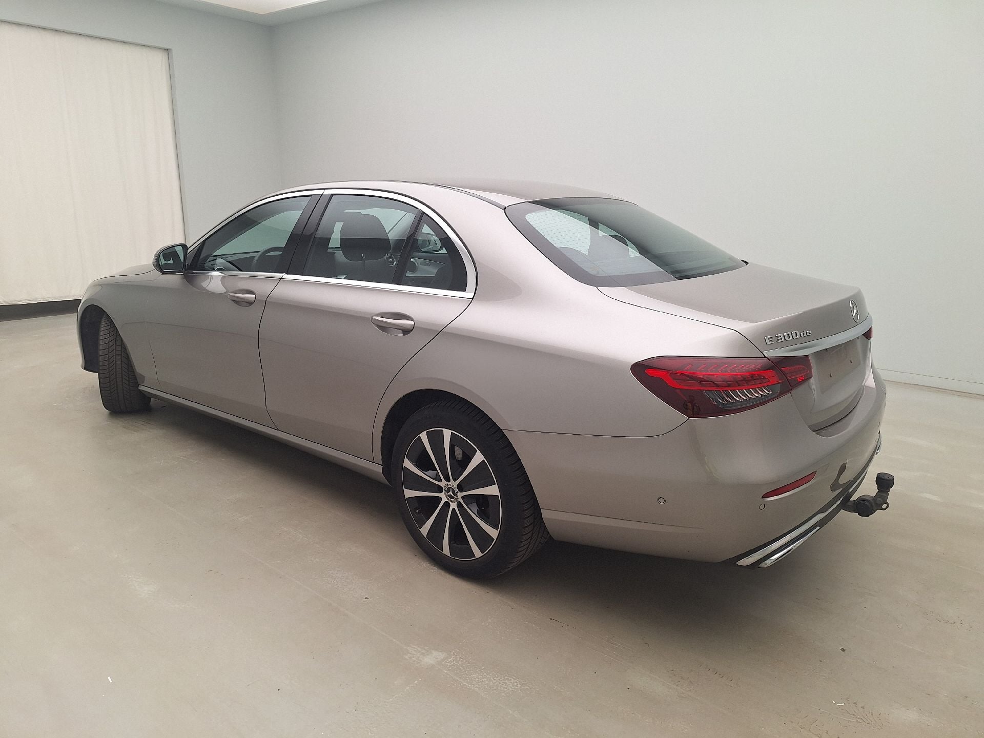 Mercedes, E-Class FL'20 PHEV, E 300 de 225kW Bus.Solut.Aut photo
