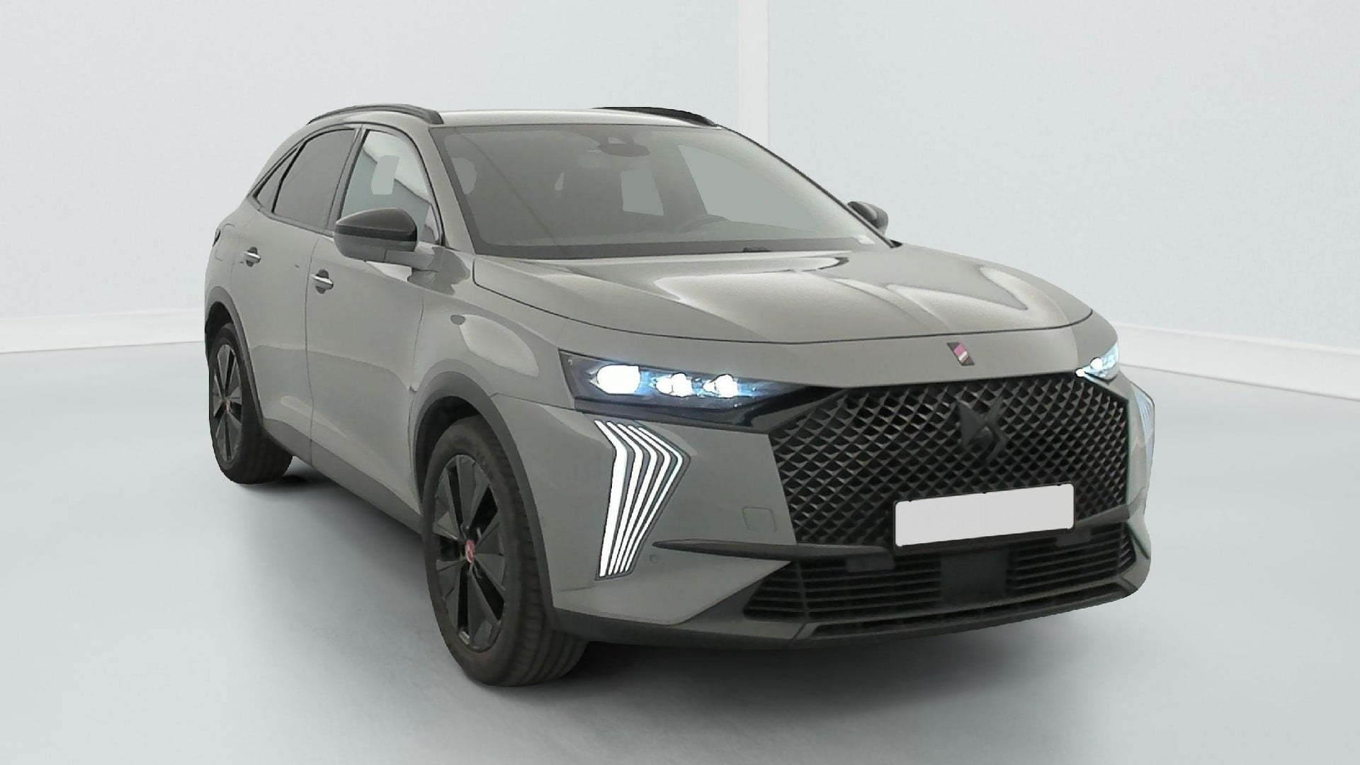 DS DS 7 Performance Line + Hybride Rechargeable E-Tense 300 EAT8 4x4