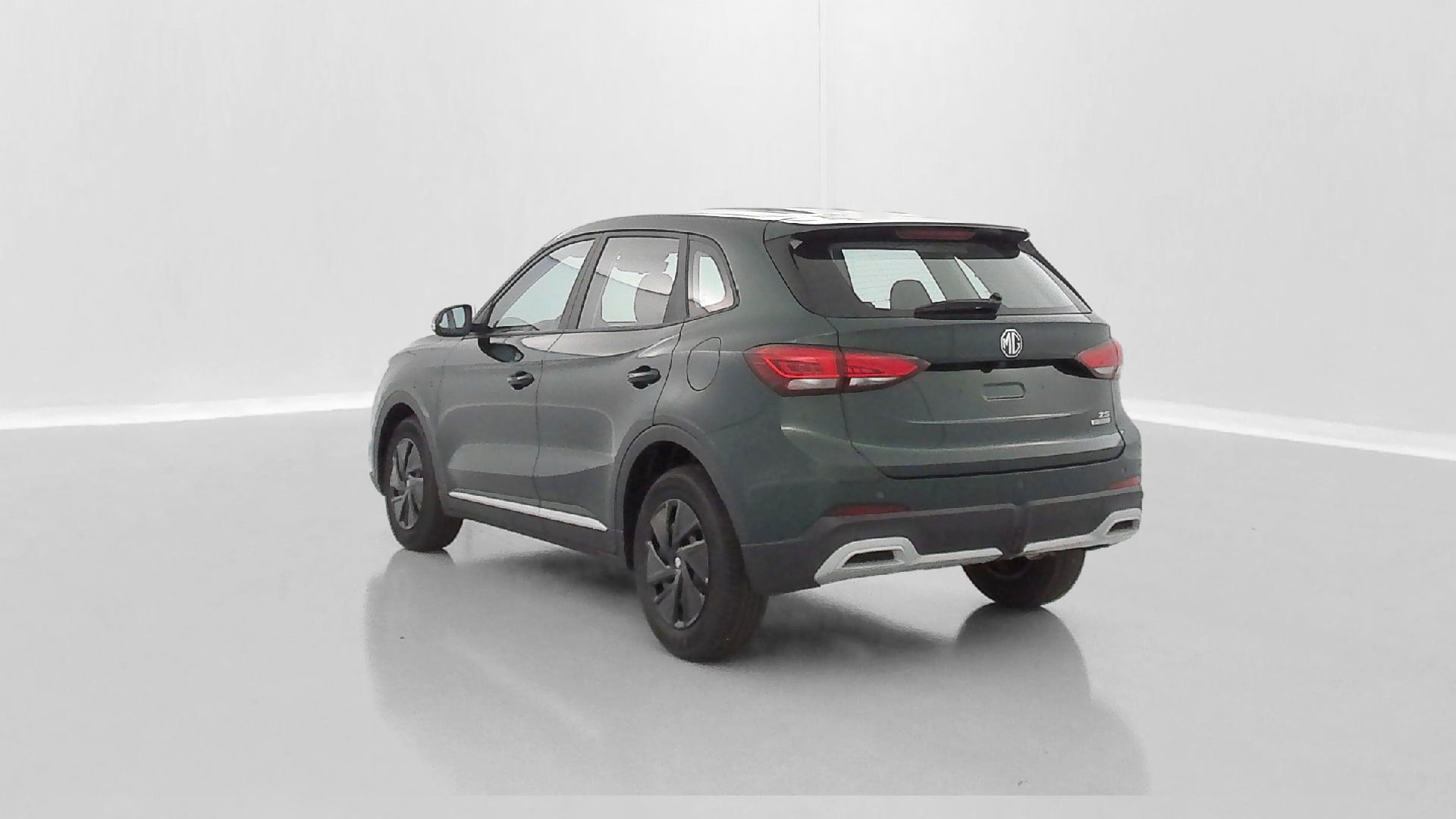 MG ZS Standard 1.5 L Hybrid+ 197ch photo