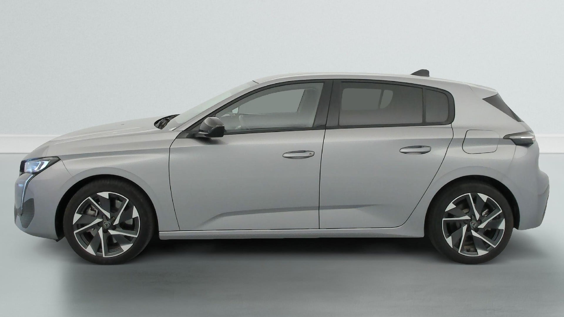 Peugeot 308 Allure PHEV 180 e-EAT8 photo