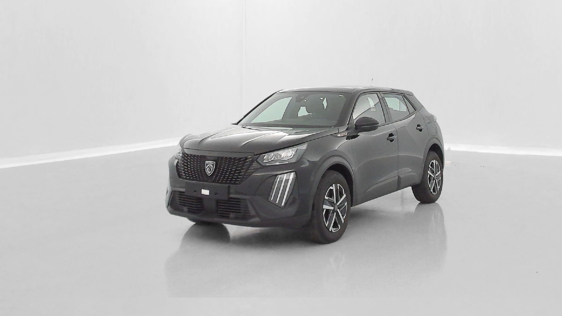Peugeot 2008 Style II 1.2 Hybrid 145ch e-DCS6 photo