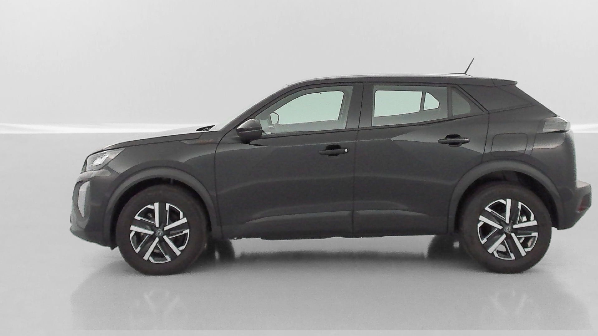 Peugeot 2008 Style II 1.2 Hybrid 145ch e-DCS6 photo